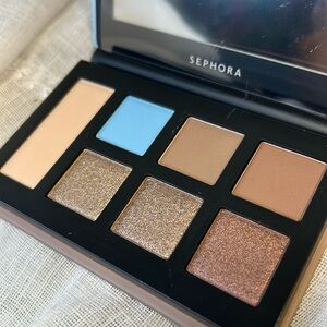 NWT Sephora destinations eyeshadow pallet
